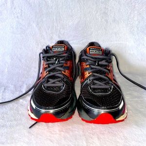 Brooks GTS-17 women’s shoes